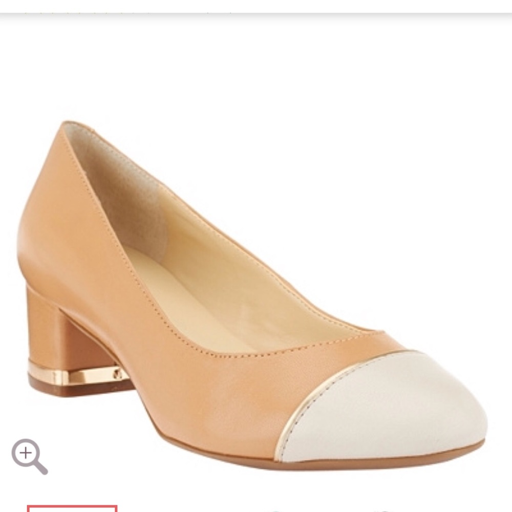 Like new Isaac mizrahi tan/ cream cap toe pumps